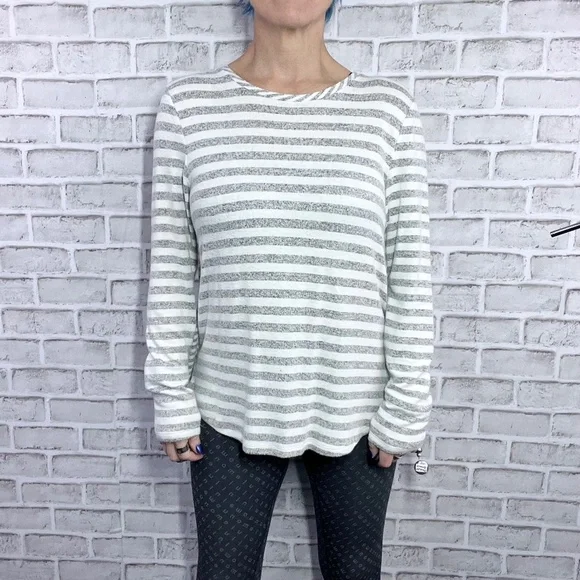 NWOT |•PEYTON PRIMROSE•| Super SOFT Oversize Split Back Striped Long Sleeve - Picture 2 of 14